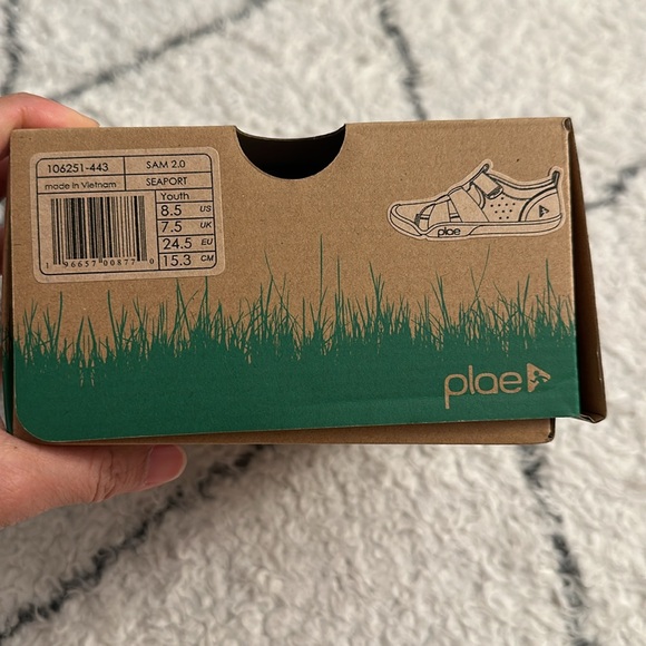 New in box - Plae sandals / sneakers - Sam - Seaport (teal blue) - size 8.5 - Picture 7 of 7